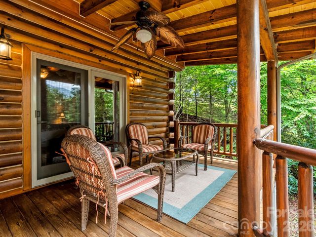 475 S Toe River Road, Burnsville, NC 28714