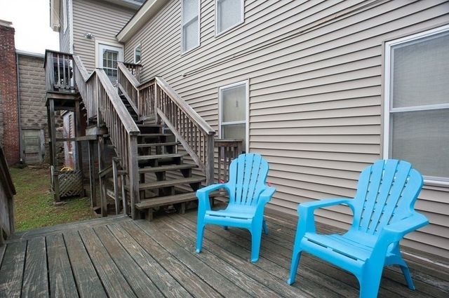 208-210 Church St, Northbridge, MA 01588