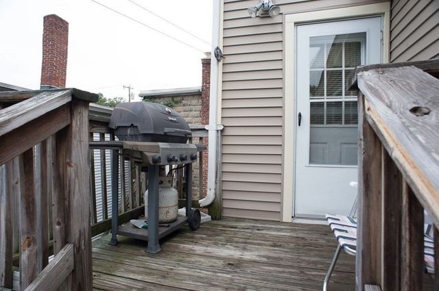 208-210 Church St, Northbridge, MA 01588