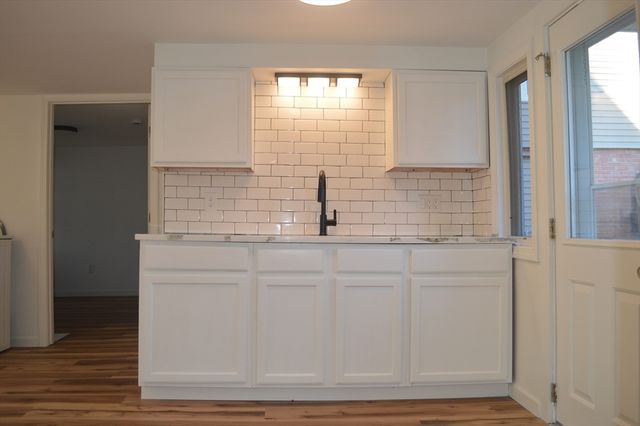 208-210 Church St, Northbridge, MA 01588