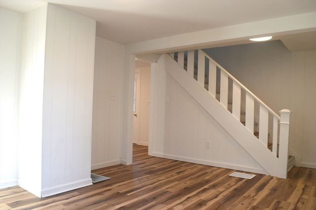 208-210 Church St, Northbridge, MA 01588