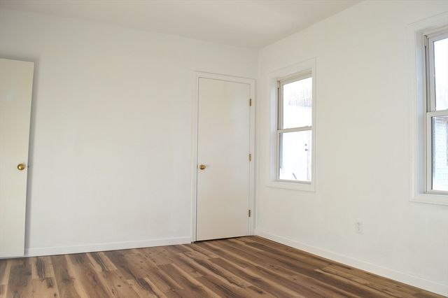 208-210 Church St, Northbridge, MA 01588