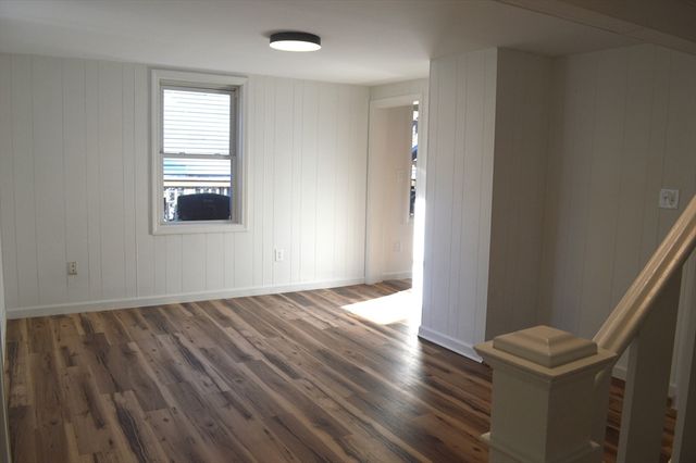 208-210 Church St, Northbridge, MA 01588