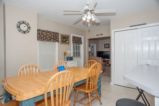208-210 Church St, Northbridge, MA 01588