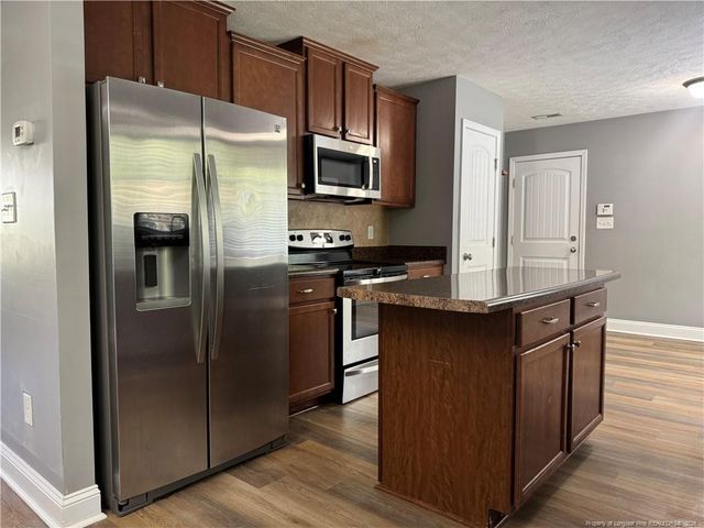 1129 Fairhaven Trail, Hope Mills, NC 28348