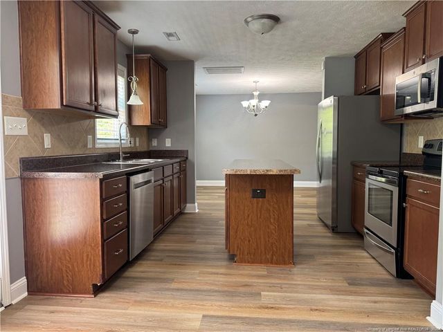 1129 Fairhaven Trail, Hope Mills, NC 28348