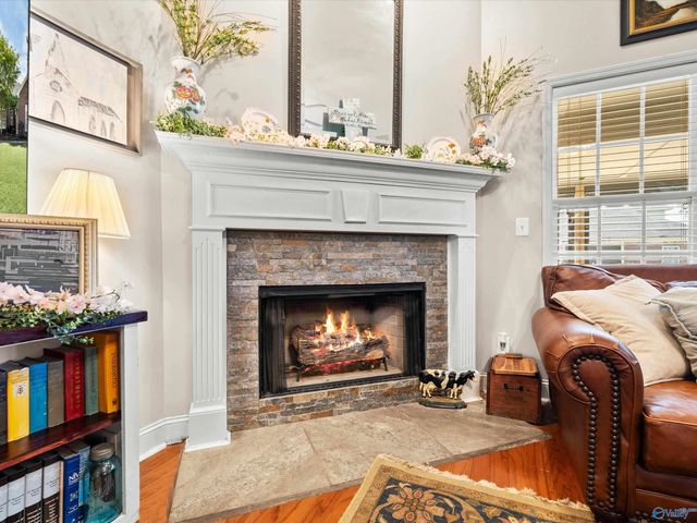 7201 Oldstone Drive SE, Owens Cross Roads, AL 35763