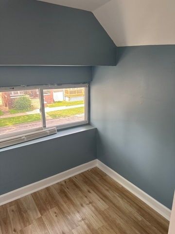 7535 S Vernon Avenue, Chicago, IL 60619