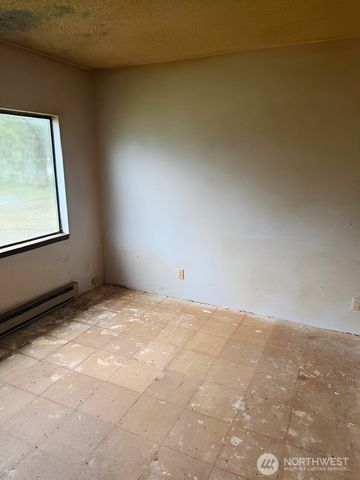 4 Kirkpatrick Road, Hoquiam, WA 98550