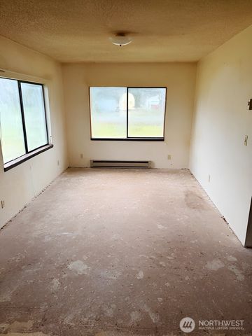 4 Kirkpatrick Road, Hoquiam, WA 98550