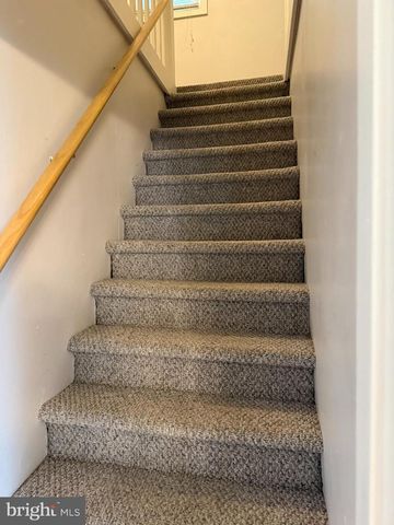 512 FARRAGUT AVE, Mays Landing, NJ 08330