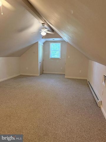 512 FARRAGUT AVE, Mays Landing, NJ 08330