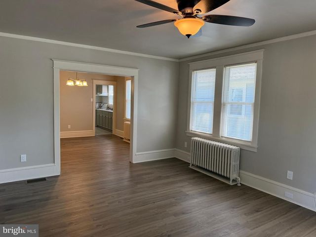 512 FARRAGUT AVE, Mays Landing, NJ 08330