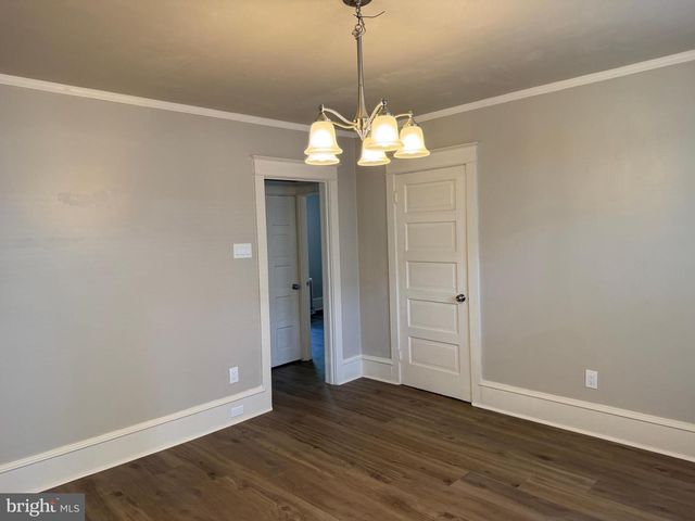 512 FARRAGUT AVE, Mays Landing, NJ 08330