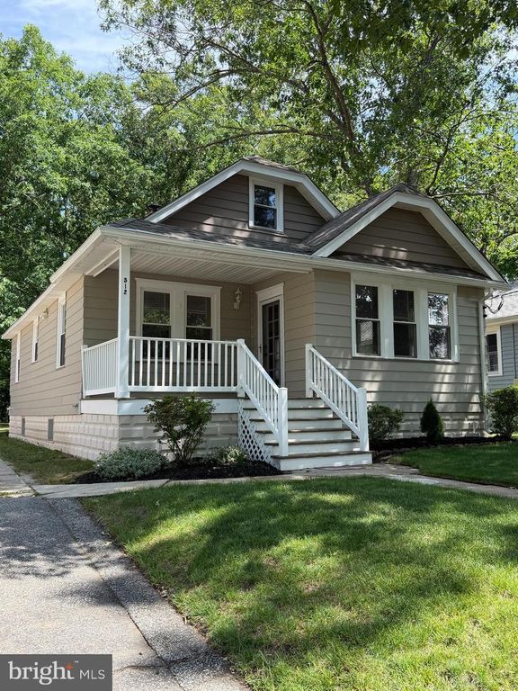 512 FARRAGUT AVE, Mays Landing, NJ 08330