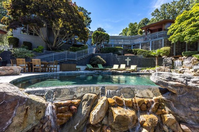 5 Odom Drive, Hamilton, GA 31811