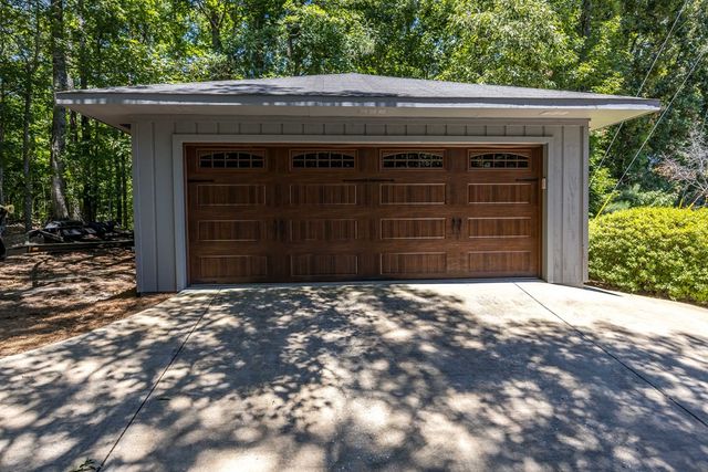 5 Odom Drive, Hamilton, GA 31811