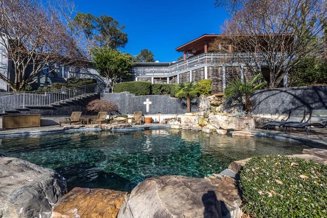 5 Odom Drive, Hamilton, GA 31811