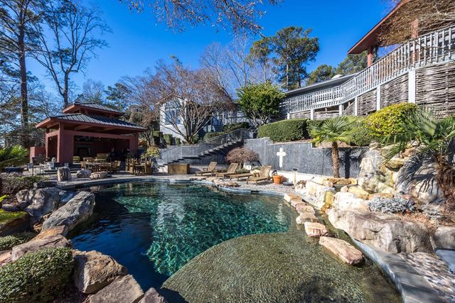 5 Odom Drive, Hamilton, GA 31811