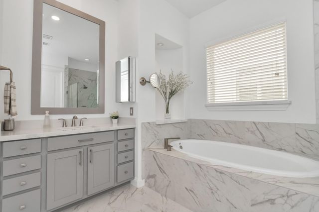 1716 Upland Lakes, Houston, TX 77043