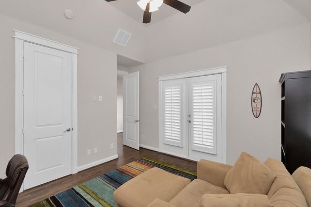 1716 Upland Lakes, Houston, TX 77043