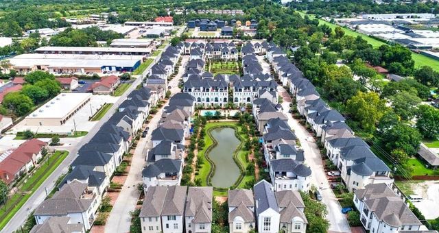 1716 Upland Lakes, Houston, TX 77043