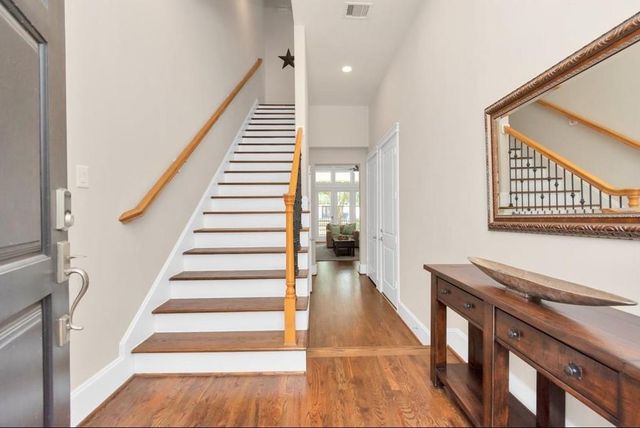 1716 Upland Lakes, Houston, TX 77043