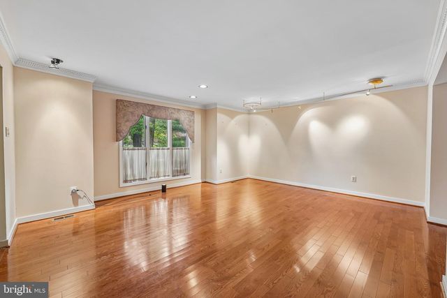 21 TEAK CT, Cherry Hill, NJ 08003