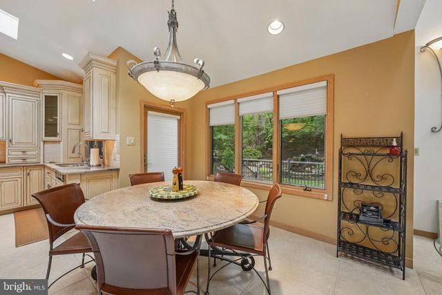 21 TEAK CT, Cherry Hill, NJ 08003