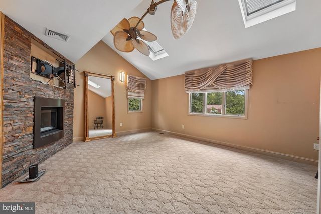 21 TEAK CT, Cherry Hill, NJ 08003