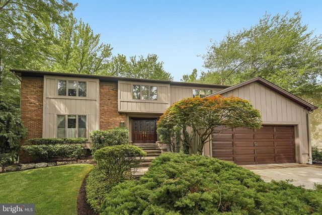 21 TEAK CT, Cherry Hill, NJ 08003