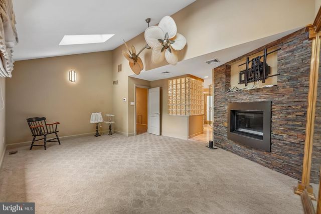 21 TEAK CT, Cherry Hill, NJ 08003