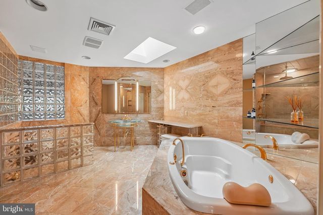 21 TEAK CT, Cherry Hill, NJ 08003