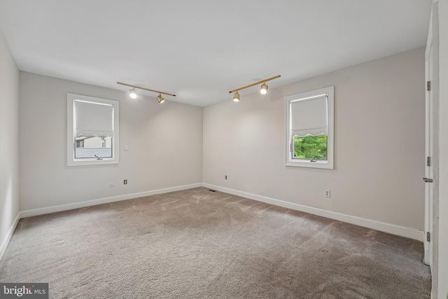 21 TEAK CT, Cherry Hill, NJ 08003