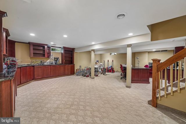 21 TEAK CT, Cherry Hill, NJ 08003
