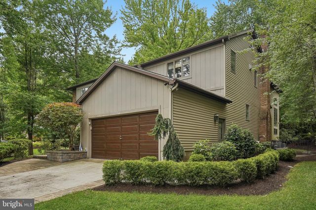 21 TEAK CT, Cherry Hill, NJ 08003