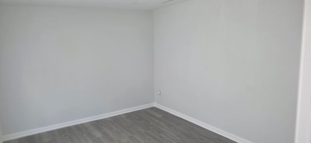 522 S SUMNER Avenue, Aurora, IL 60505