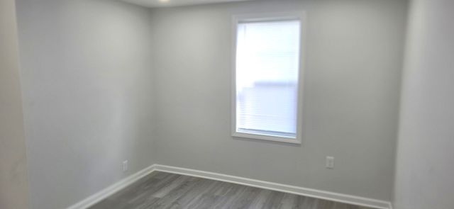 522 S SUMNER Avenue, Aurora, IL 60505