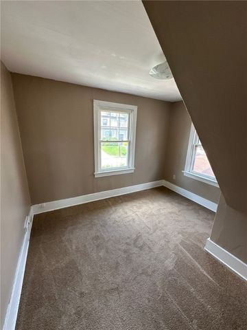 4015 Murray Ave, Squirrel Hill, PA 15217