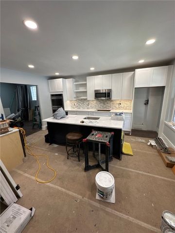 4015 Murray Ave, Squirrel Hill, PA 15217