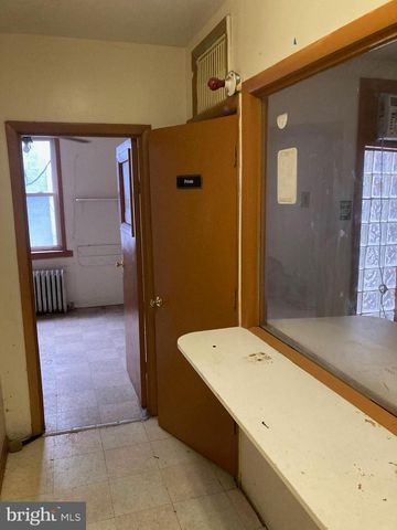 5917 OLD YORK RD, Philadelphia, PA 19141