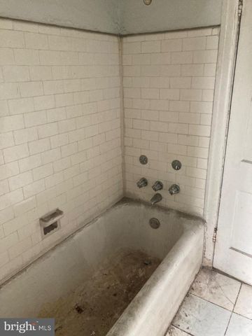 5917 OLD YORK RD, Philadelphia, PA 19141