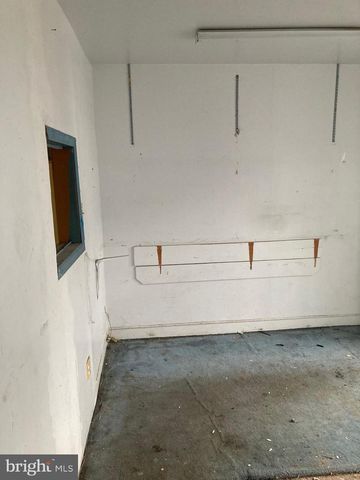 5917 OLD YORK RD, Philadelphia, PA 19141