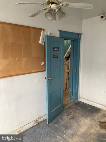 5917 OLD YORK RD, Philadelphia, PA 19141