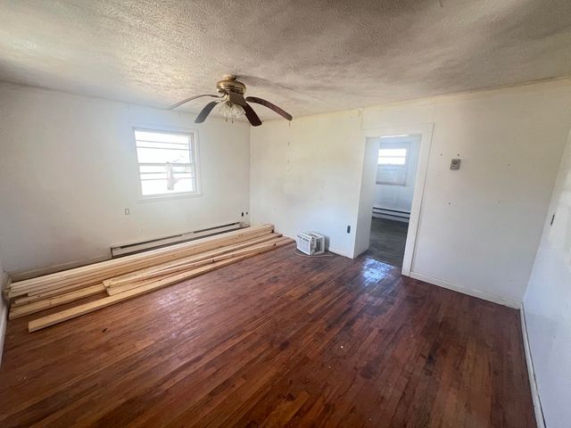 304 KY 3276, Waynesburg, KY 40489