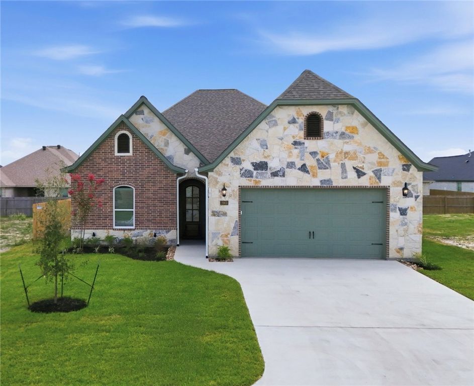 2903 Orion Ct, Bryan, TX 77808 — exterior