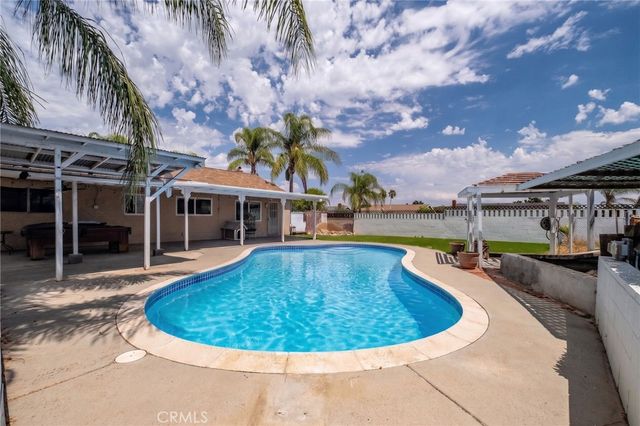 1002 Aspen St., Corona, CA 92879