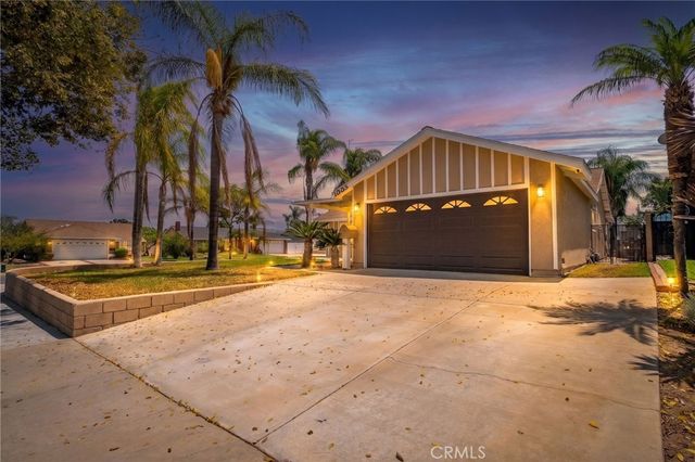 1002 Aspen St., Corona, CA 92879