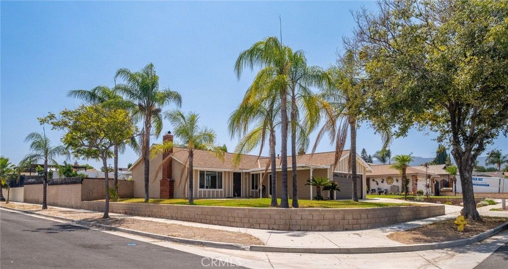 1002 Aspen St., Corona, CA 92879