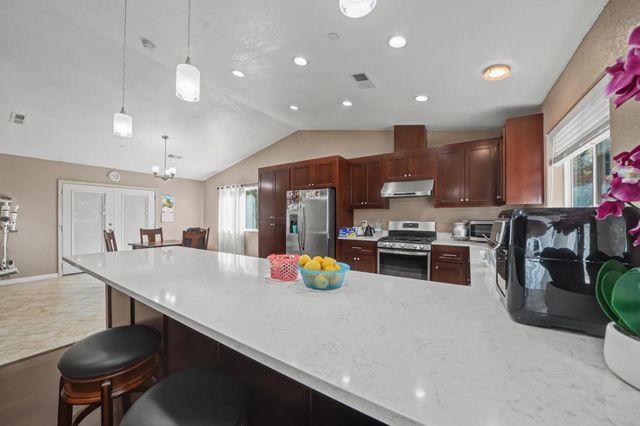 12900 New York Ranch Rd, Jackson, CA 95642